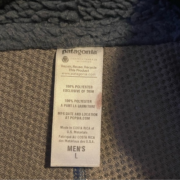 Patagonia Men’s Classic Retro Fleece Jacket - Picture 3 of 3